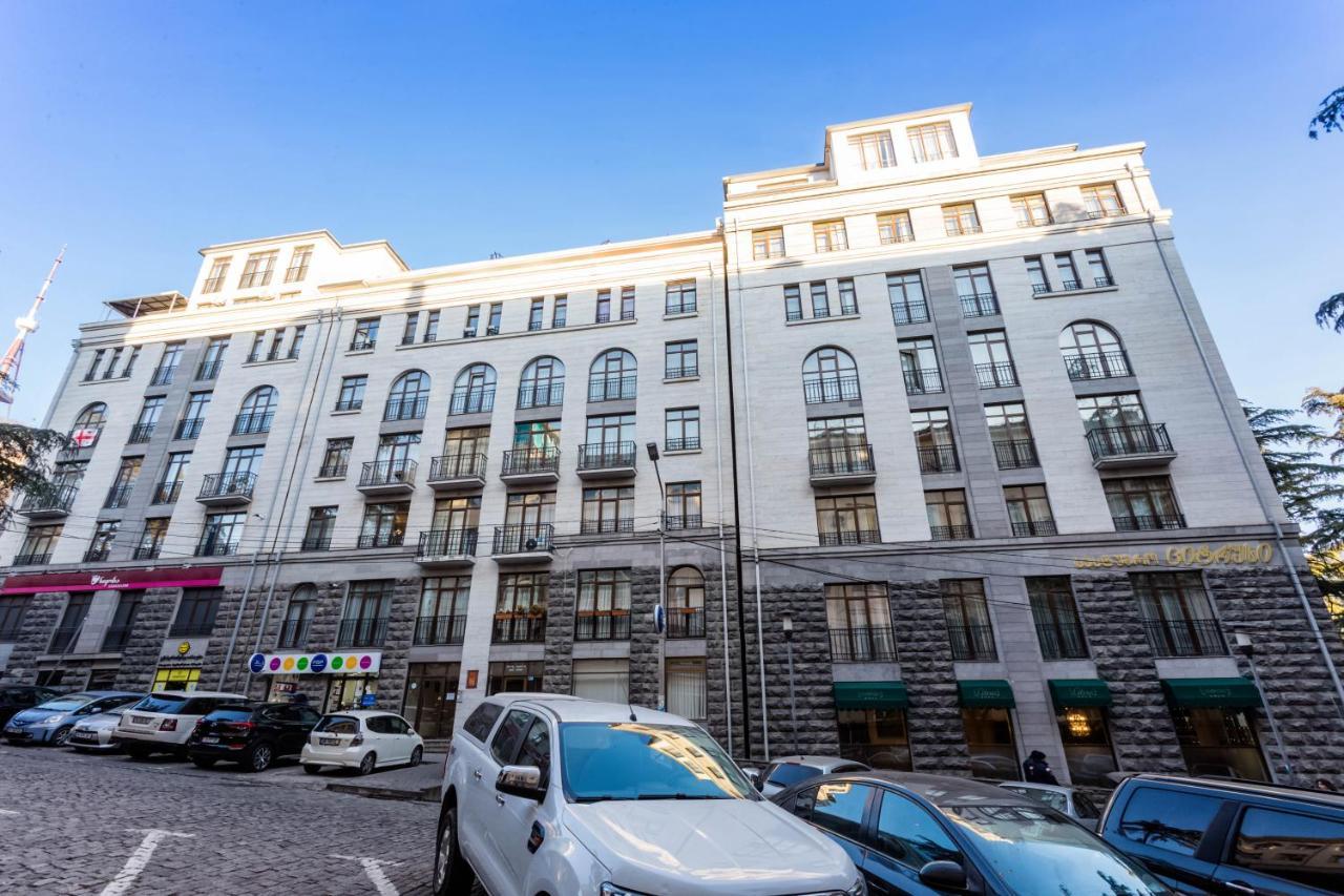 3Bd-2Bth Apartment In Tbilisi City Center Exterior photo