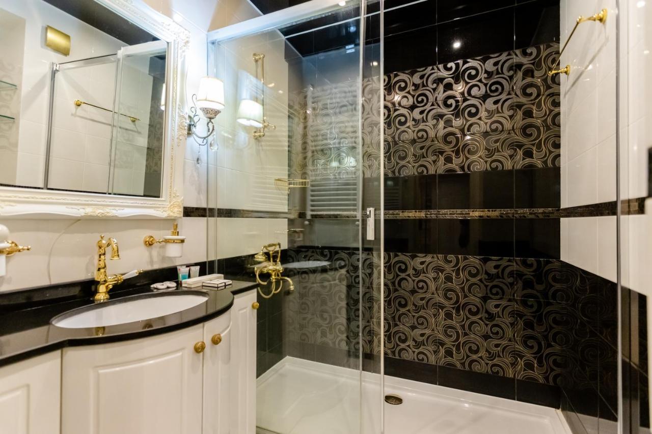 3Bd-2Bth Apartment In Tbilisi City Center Exterior photo